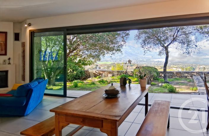 Image No.5-3 Bed House for sale