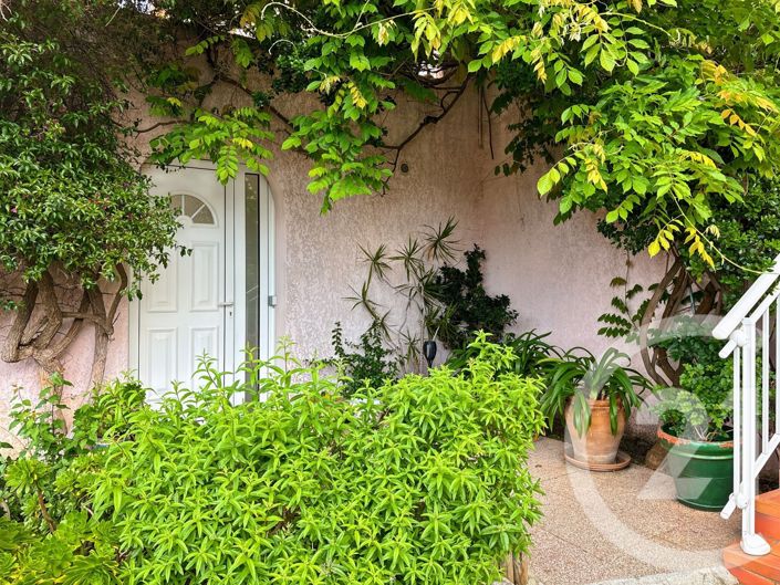 Image No.20-6 Bed House for sale
