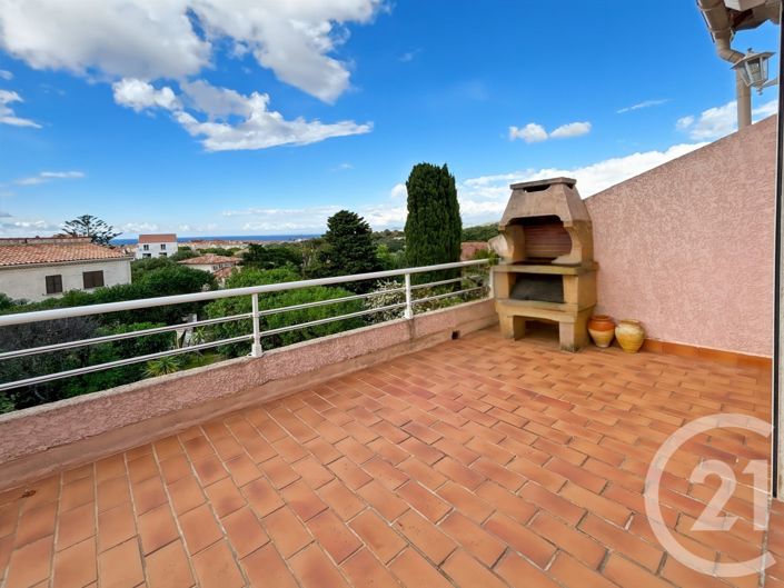 Image No.7-6 Bed House for sale