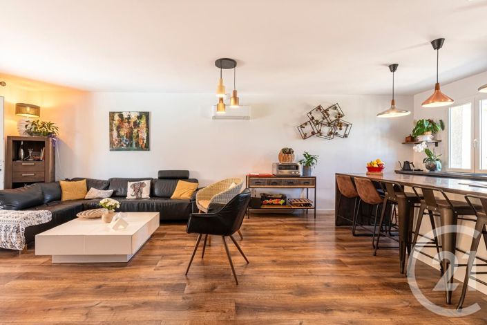 Image No.4-3 Bed House for sale