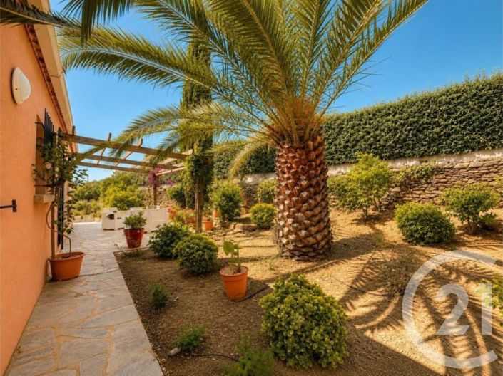 Image No.9-4 Bed House for sale