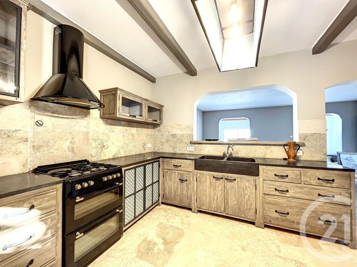 Image No.2-6 Bed House for sale