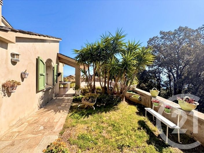 Image No.20-8 Bed House for sale