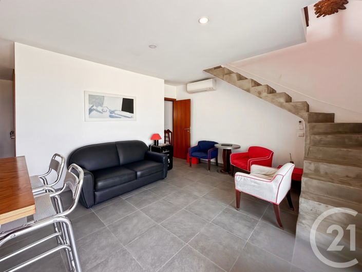 Image No.6-Appartement de 2 chambres à vendre