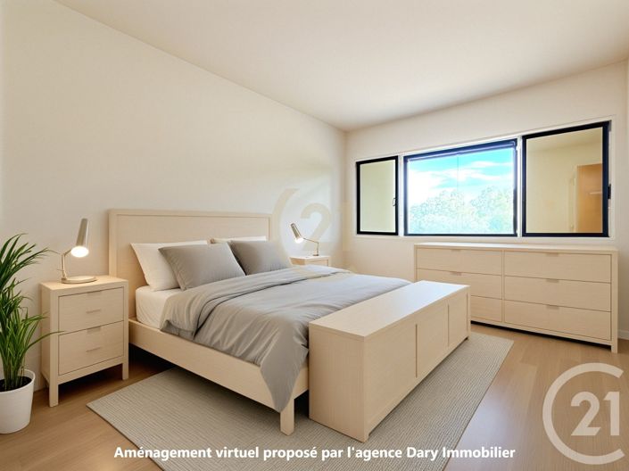 Image No.15-3 Bed House for sale