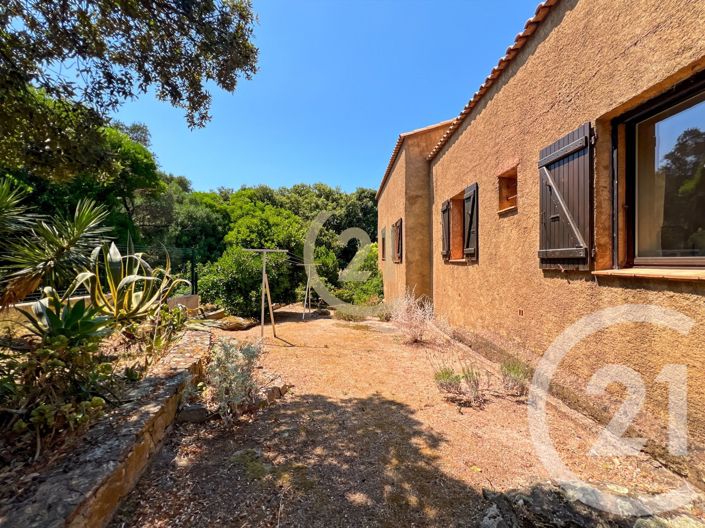 Image No.30-3 Bed House for sale