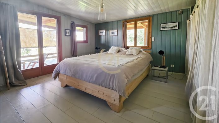 Image No.12-3 Bed House for sale