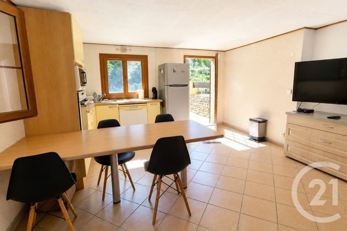 Image No.5-3 Bed House for sale