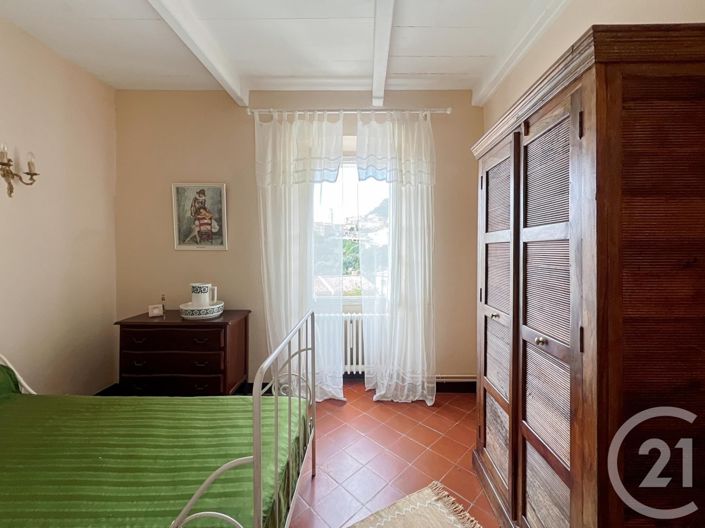 Image No.19-4 Bed House for sale