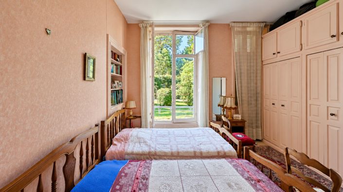 Image No.8-Appartement de 2 chambres à vendre