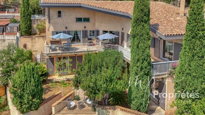 Image No.34-6 Bed House for sale