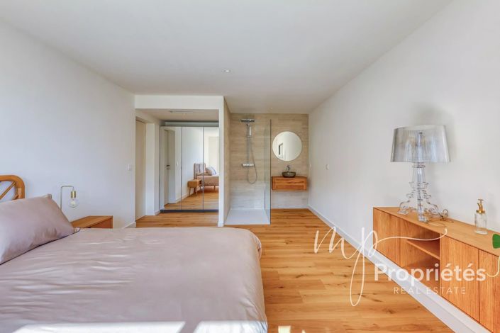 Image No.37-4 Bed House for sale