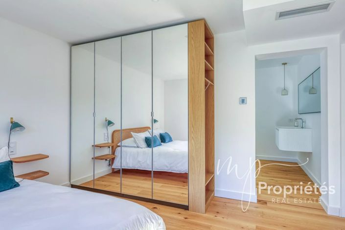 Image No.45-4 Bed House for sale