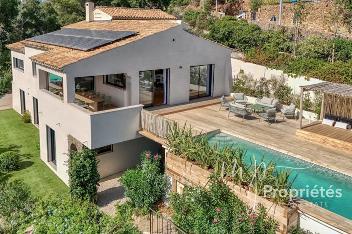 Image No.5-4 Bed House for sale