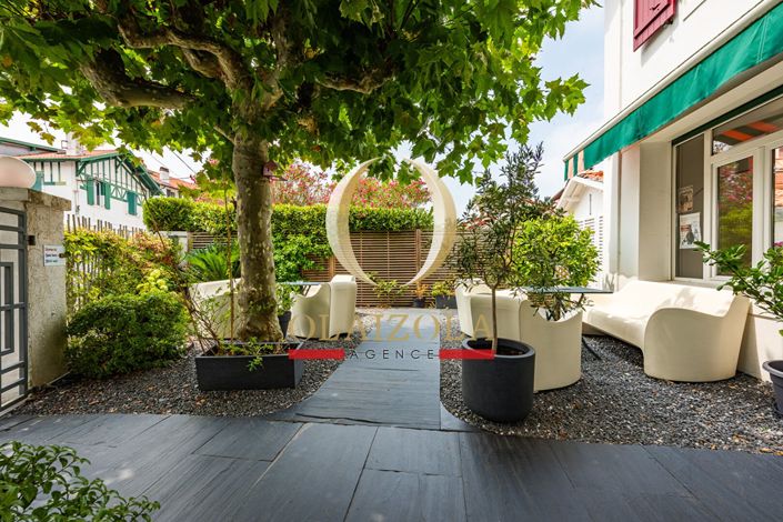 Image No.2-Casa con 9 dormitorios en venta