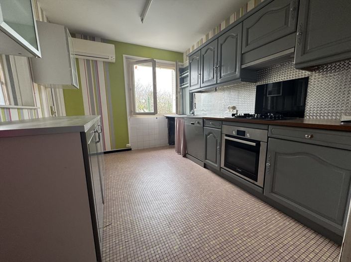 Image No.3-3 Bed House for sale
