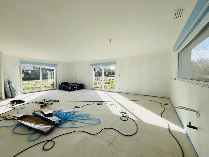 Image No.2-3 Bed House for sale