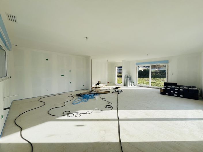 Image No.4-3 Bed House for sale