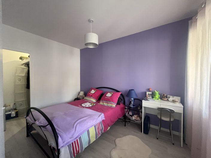 Image No.9-3 Bed House for sale