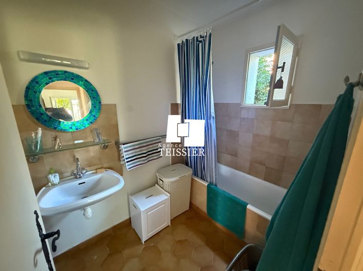 Image No.7-3 Bed House for sale