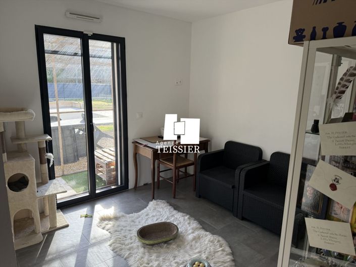 Image No.22-3 Bed House for sale