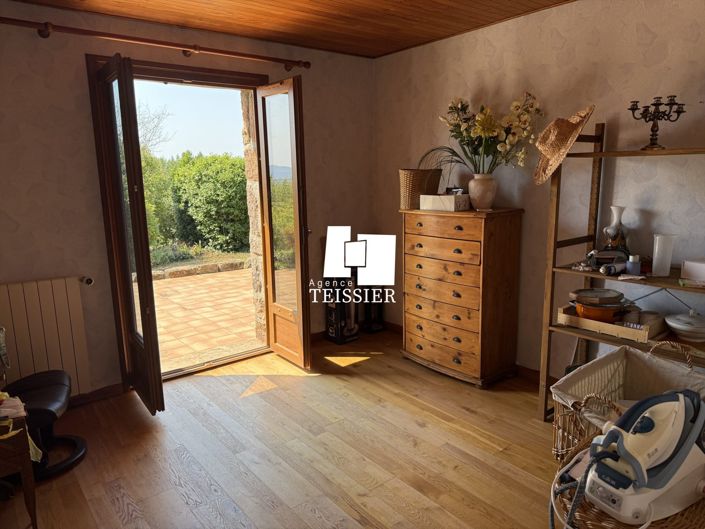 Image No.13-3 Bed House for sale