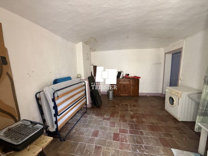 Image No.7-3 Bed House for sale