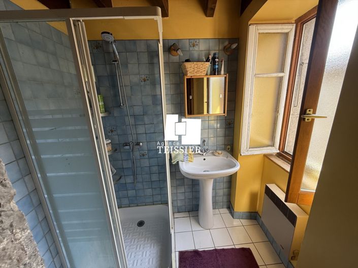 Image No.9-3 Bed House for sale