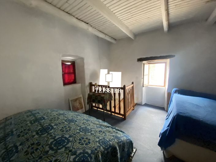 Image No.18-2 Bed House for sale