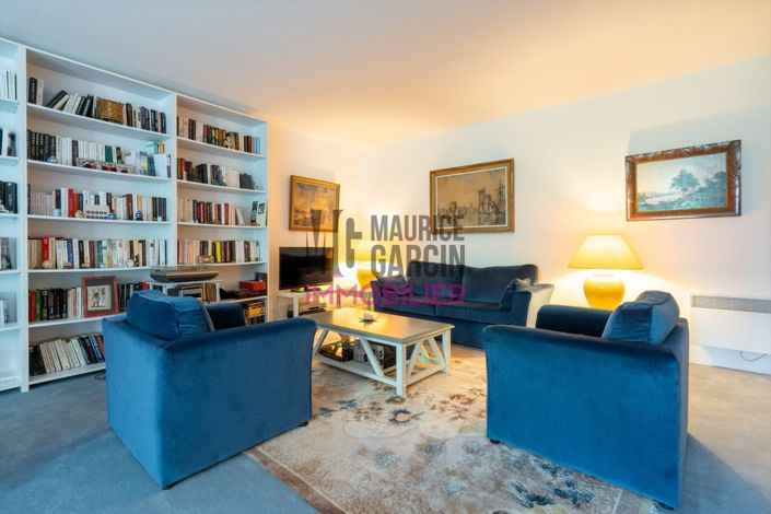 Image No.6-5 Bed House for sale