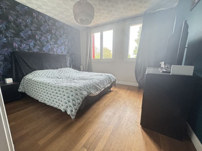 Image No.4-2 Bed House for sale