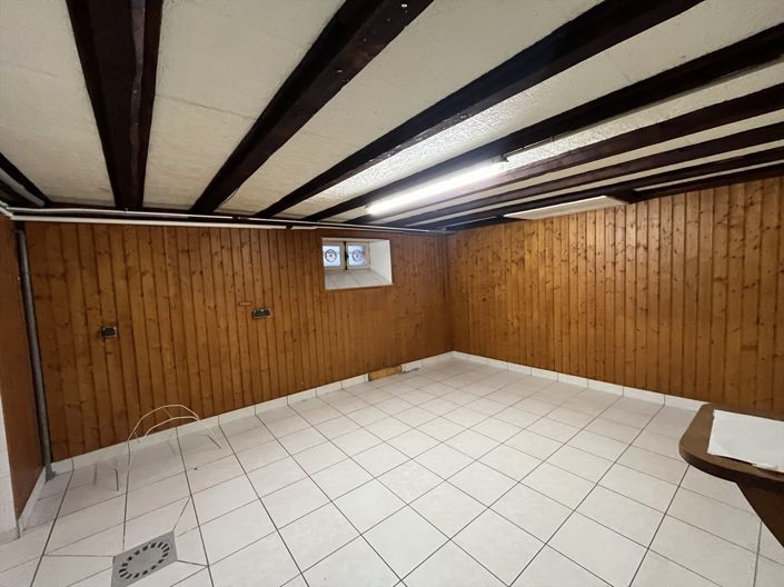 Image No.11-4 Bed House for sale