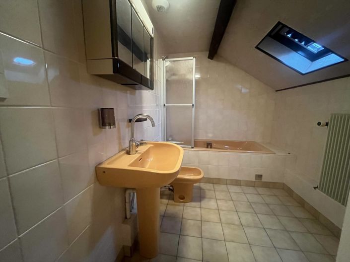 Image No.7-4 Bed House for sale