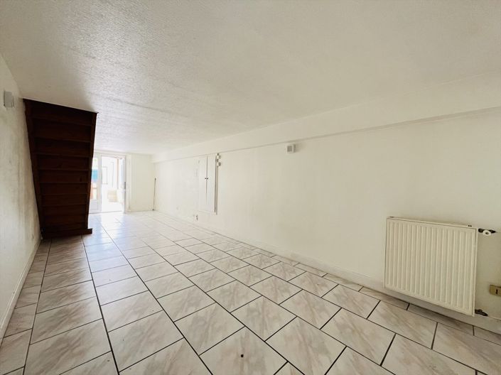 Image No.3-2 Bed House for sale
