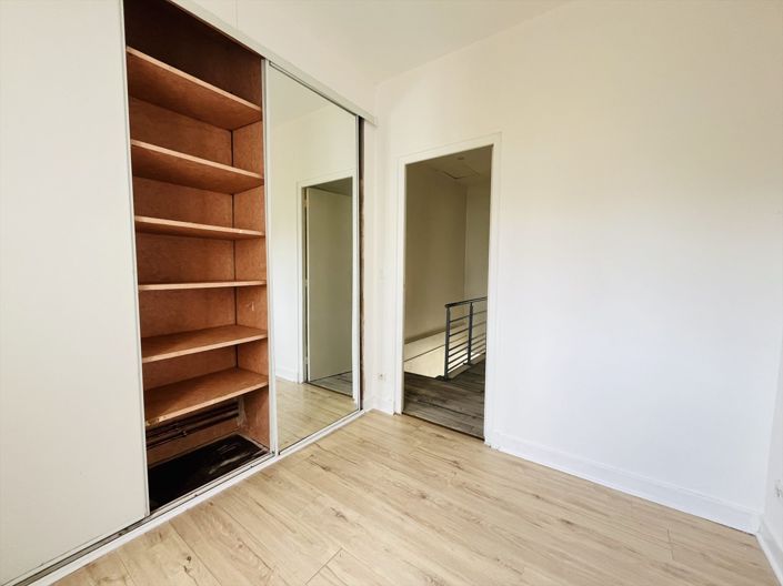 Image No.4-2 Bed House for sale