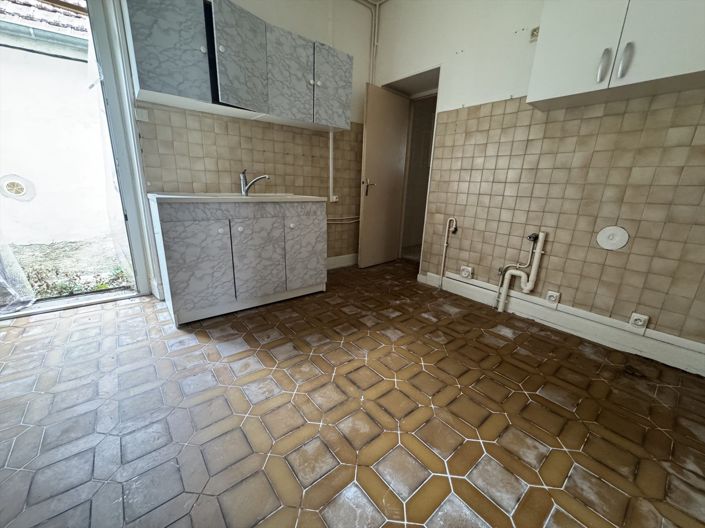 Image No.3-House for sale