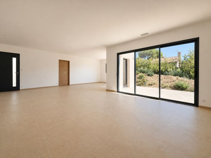 Image No.5-3 Bed House for sale