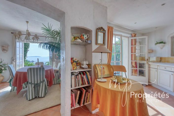 Image No.22-4 Bed House for sale