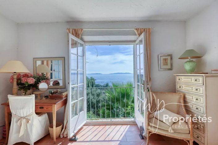 Image No.41-4 Bed House for sale