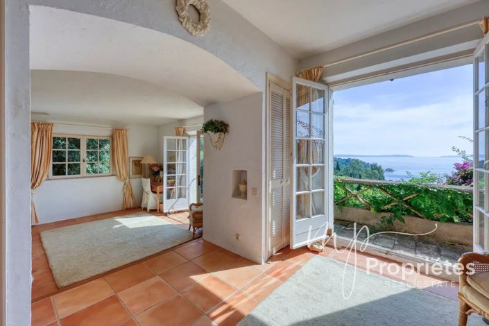 Image No.43-4 Bed House for sale