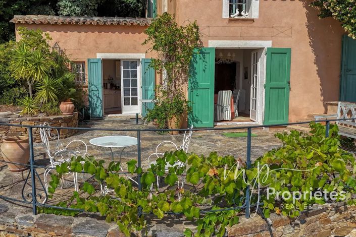 Image No.52-4 Bed House for sale