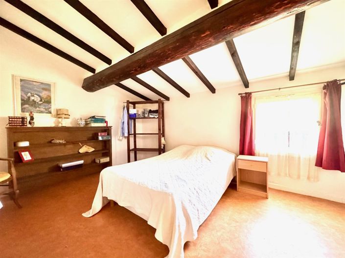 Image No.10-4 Bed House for sale