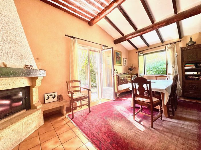 Image No.22-4 Bed House for sale
