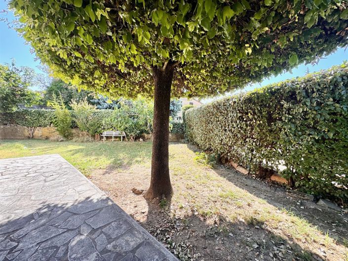 Image No.3-4 Bed House for sale
