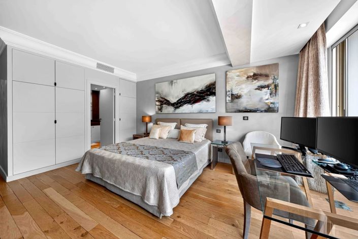 Image No.23-3 Bed Apartment for sale