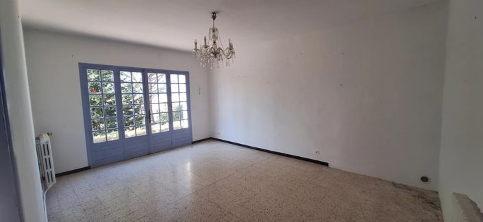 Image No.14-7 Bed House for sale