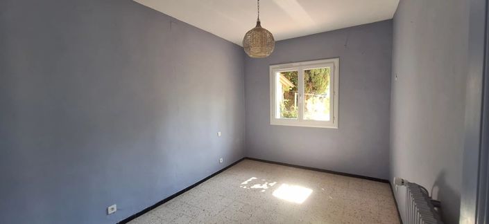 Image No.16-7 Bed House for sale