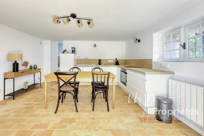 Image No.14-4 Bed House for sale