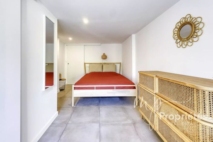 Image No.16-4 Bed House for sale