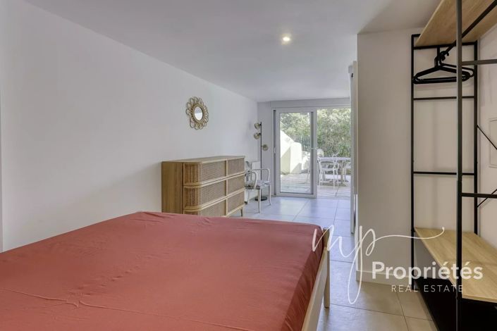 Image No.17-4 Bed House for sale